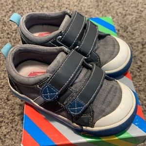 See Kai Run Russell shoes size 7